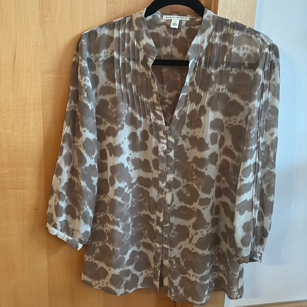 Women’s Banana Republic Blouse, size small